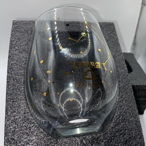 New/Unused Libra Constellation Stemless Wine Glass - Picture 3 of 4